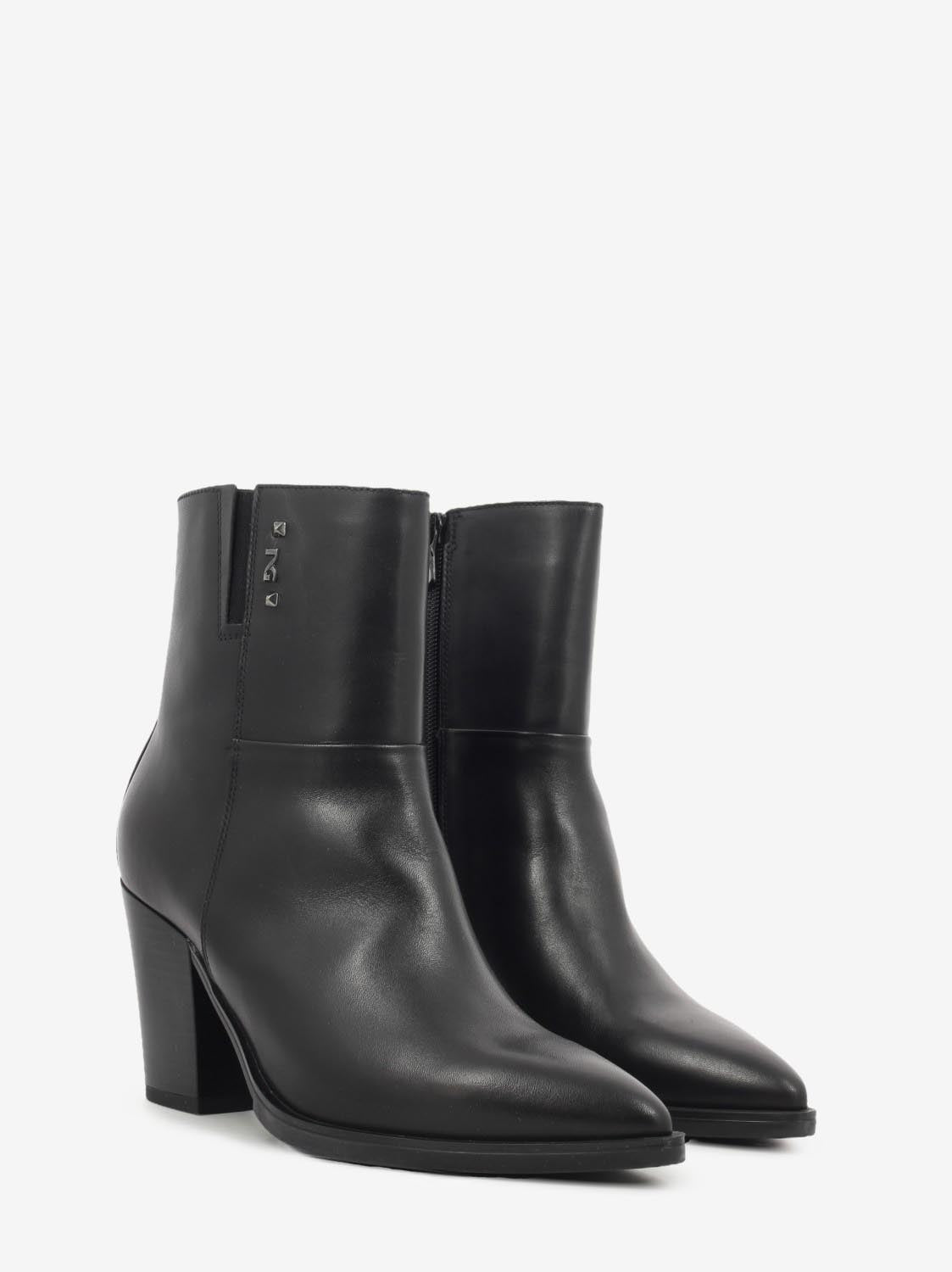 Tronchetto texano in pelle nero