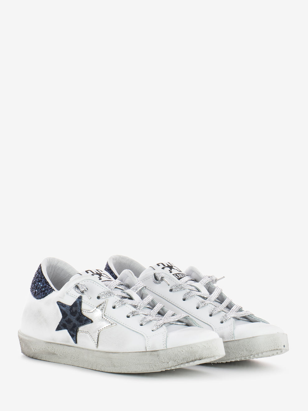 Low sneakers in plain leather / blue / glitter