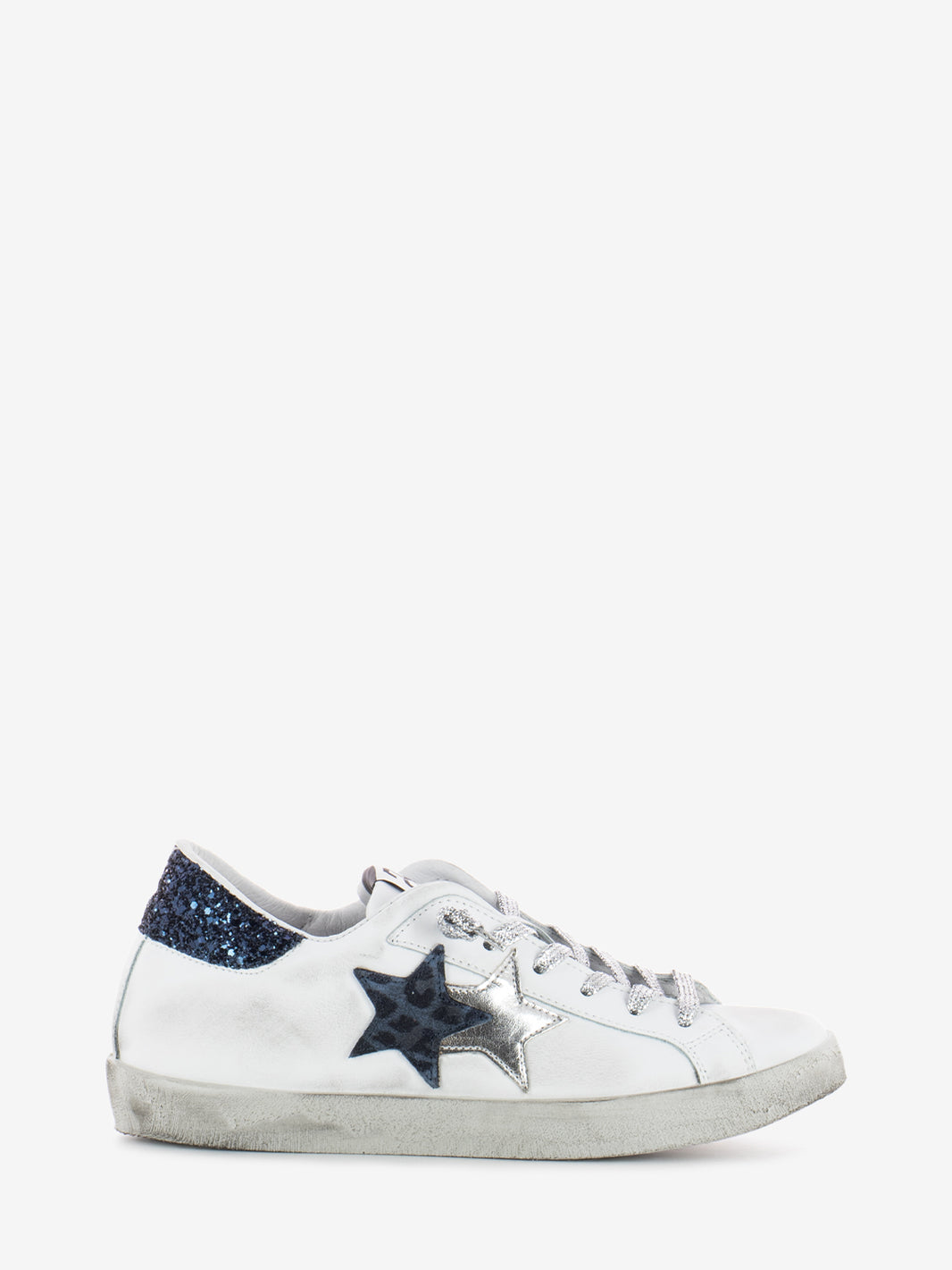 Low sneakers in plain leather / blue / glitter