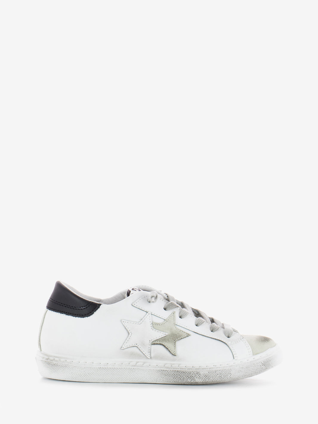Low sneakers white leather / black details