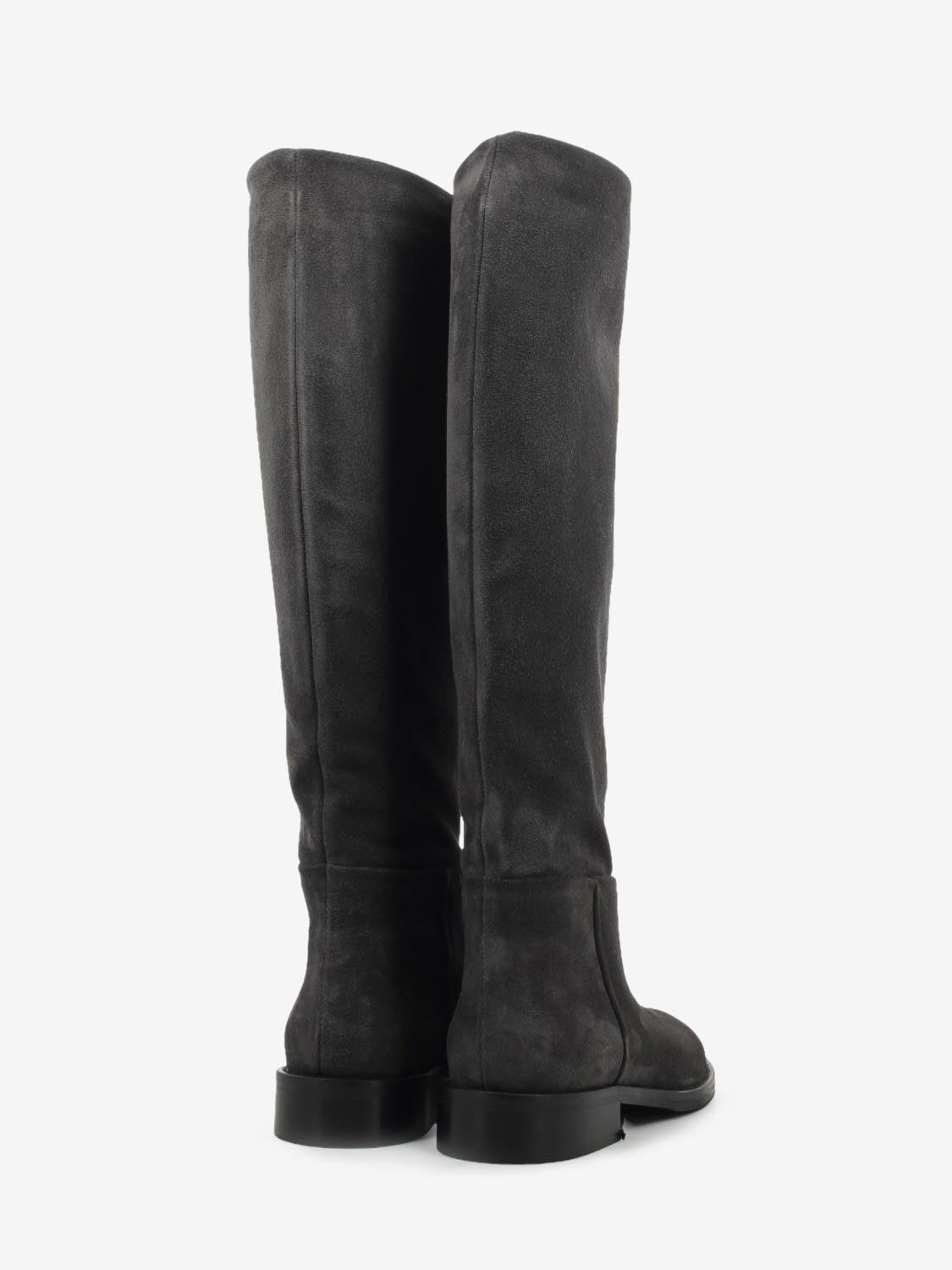 Berta grey suede boots