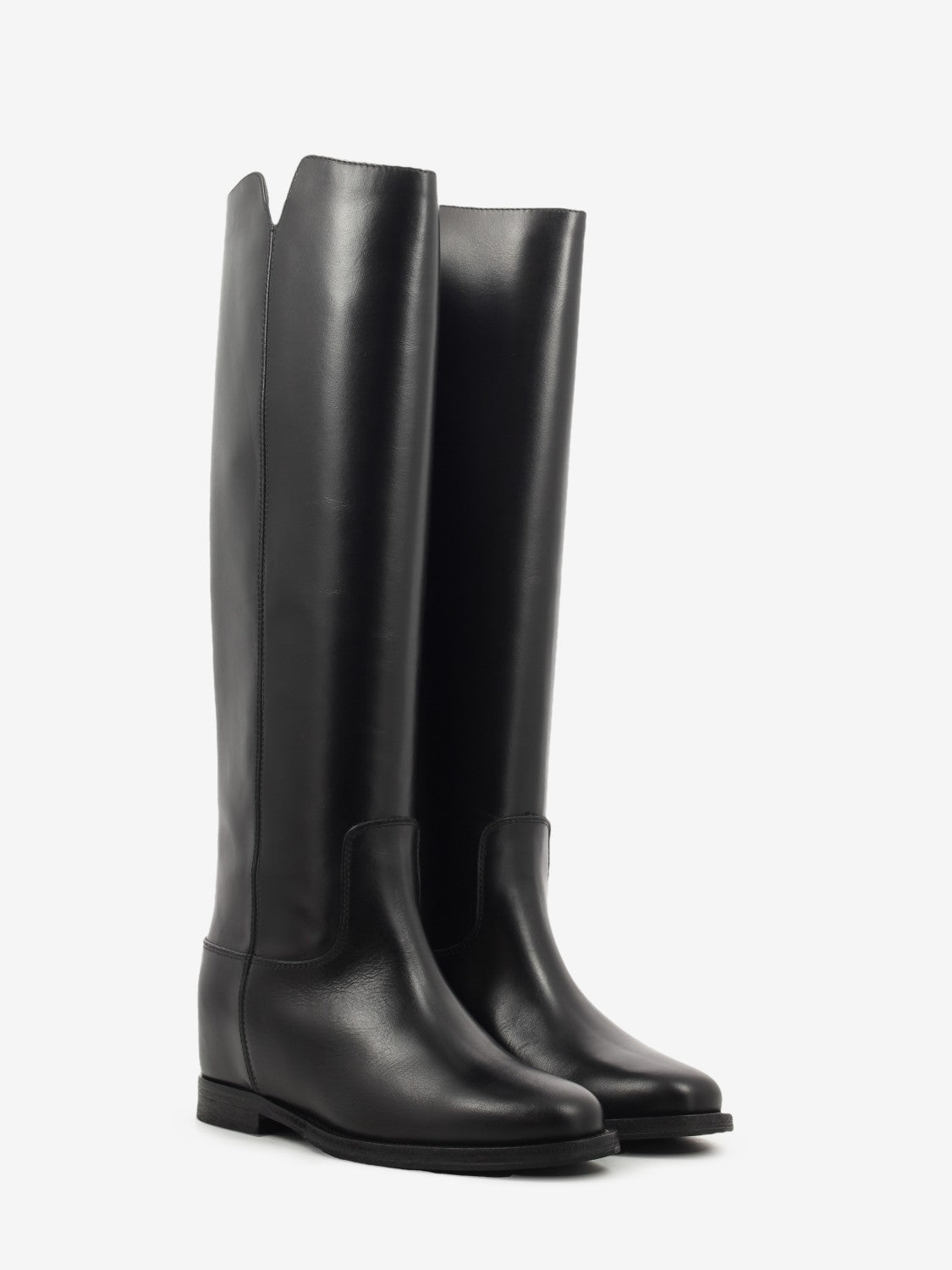 Black velvet side slit boots
