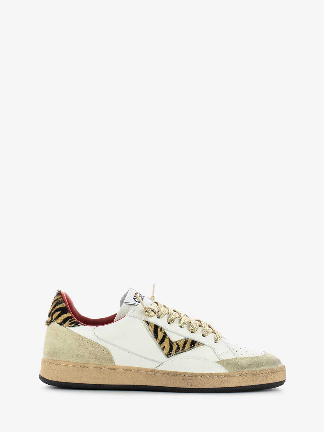Play New white / leo