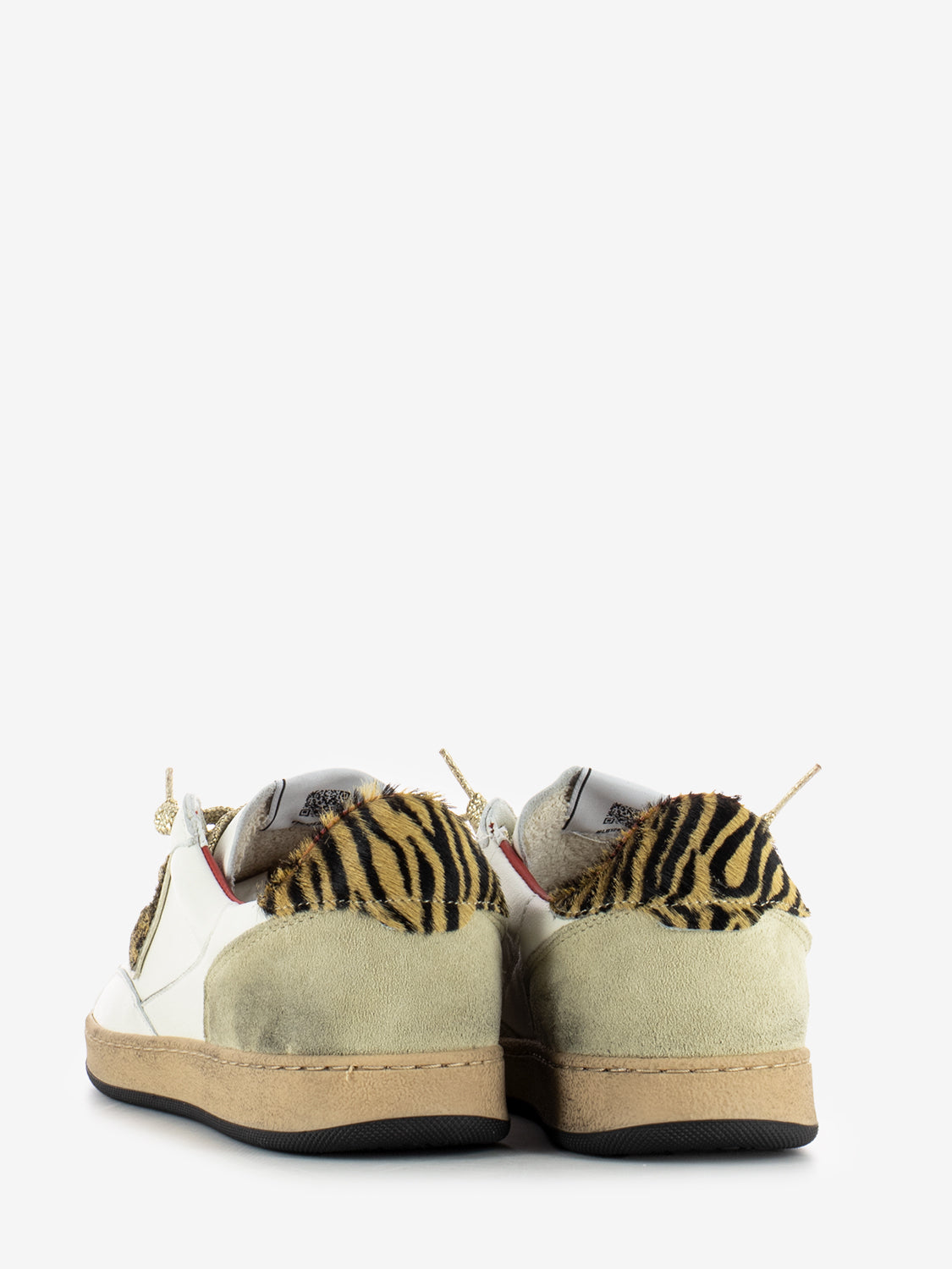 Play New white / leo