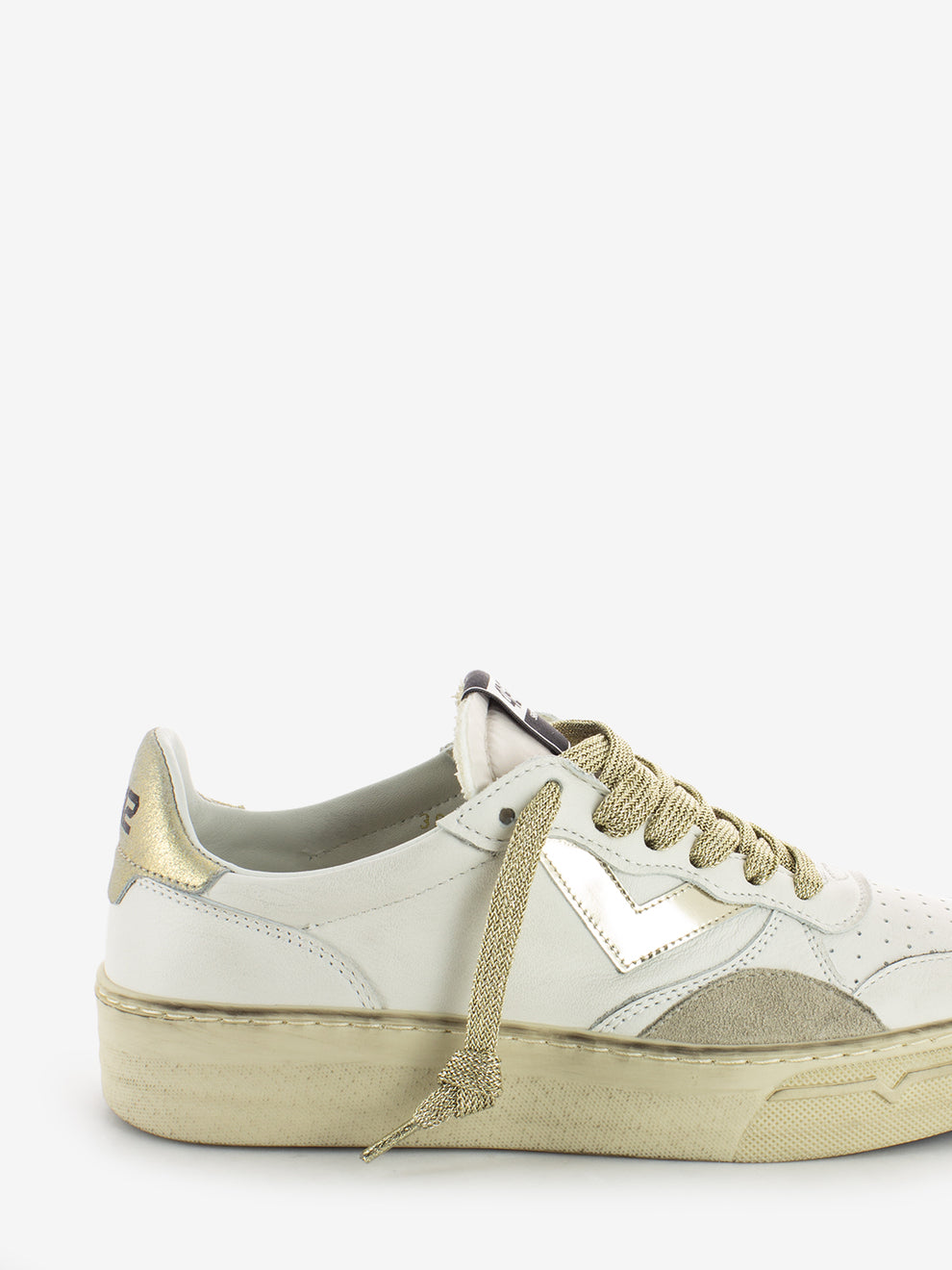 Hyper white / platinum sneakers