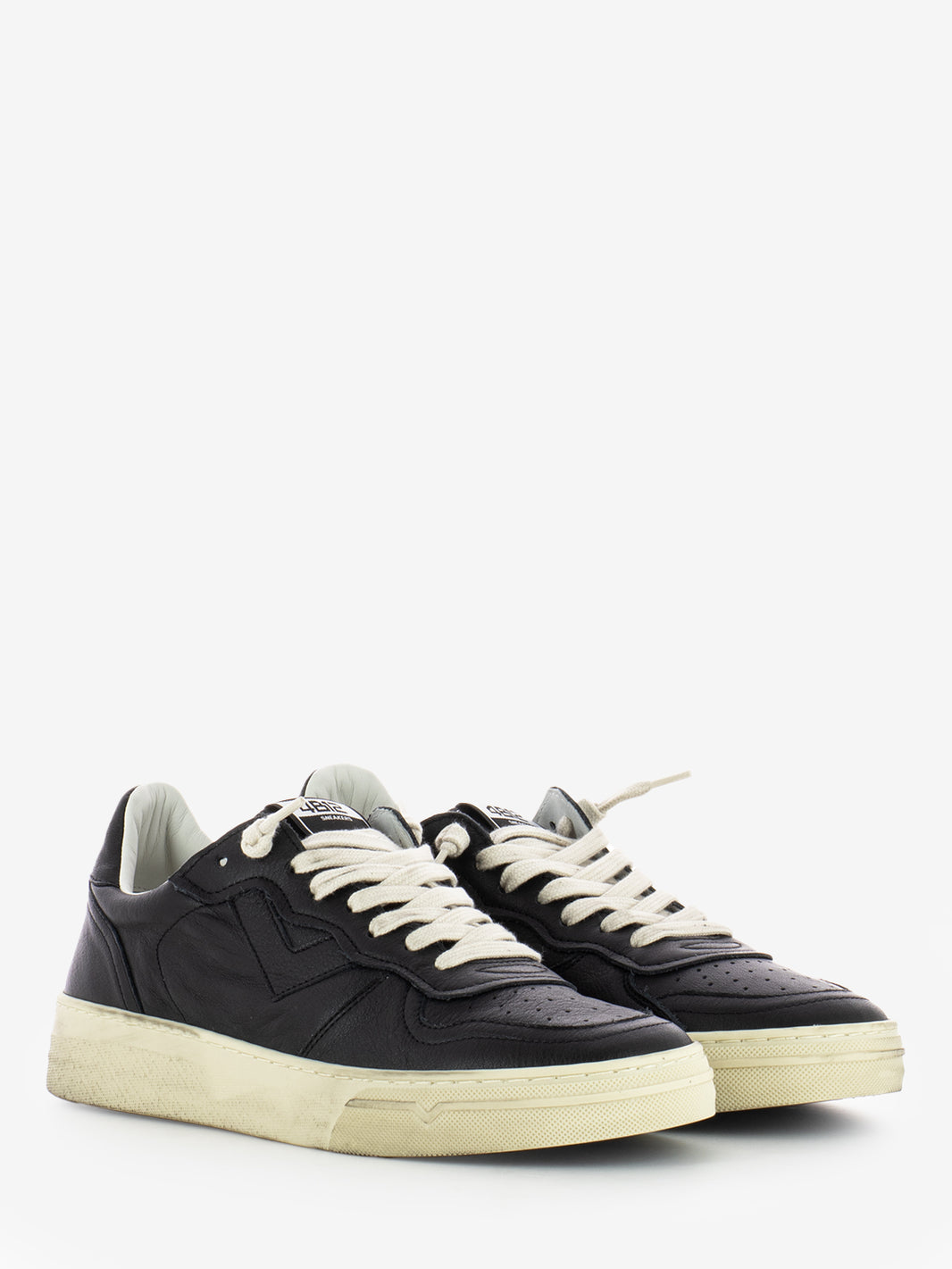 Hyper Black Sneakers
