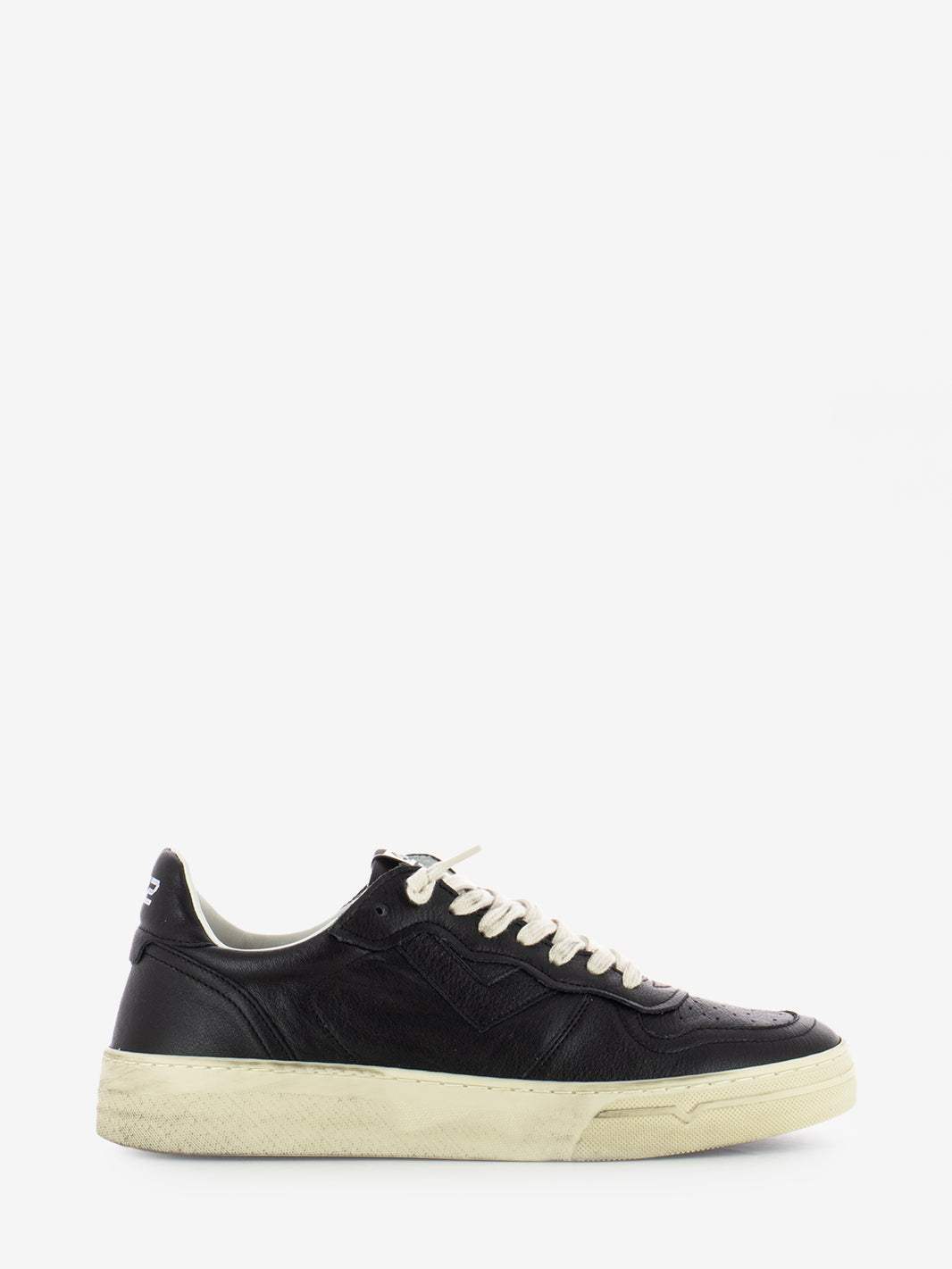 Hyper Black Sneakers
