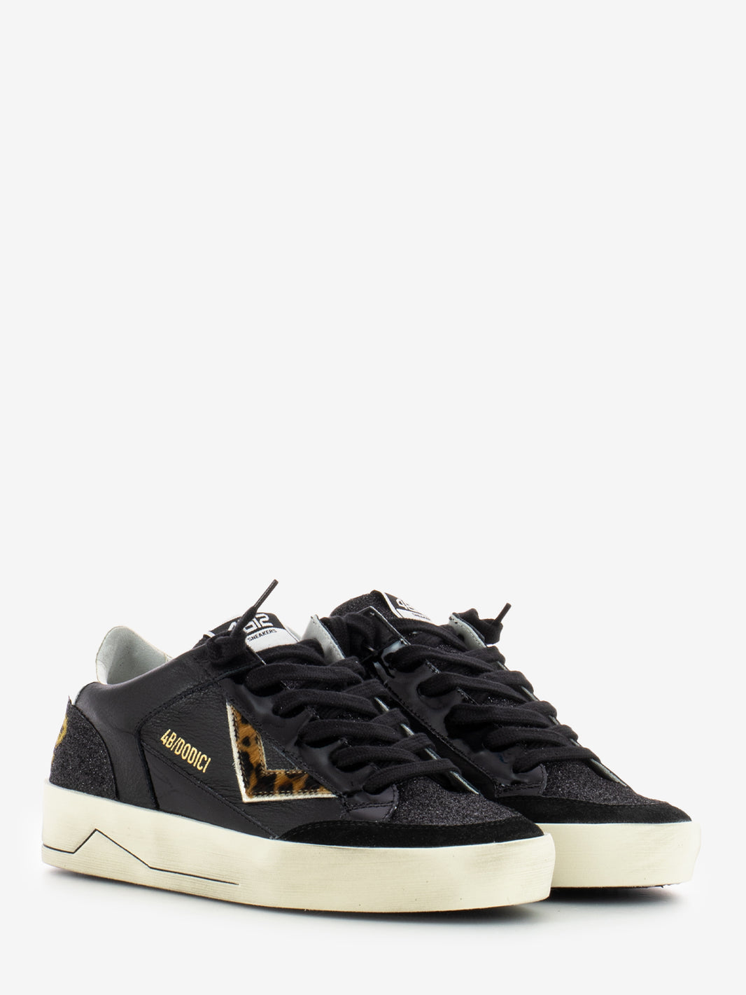 Kyle-D886 Black Sneakers