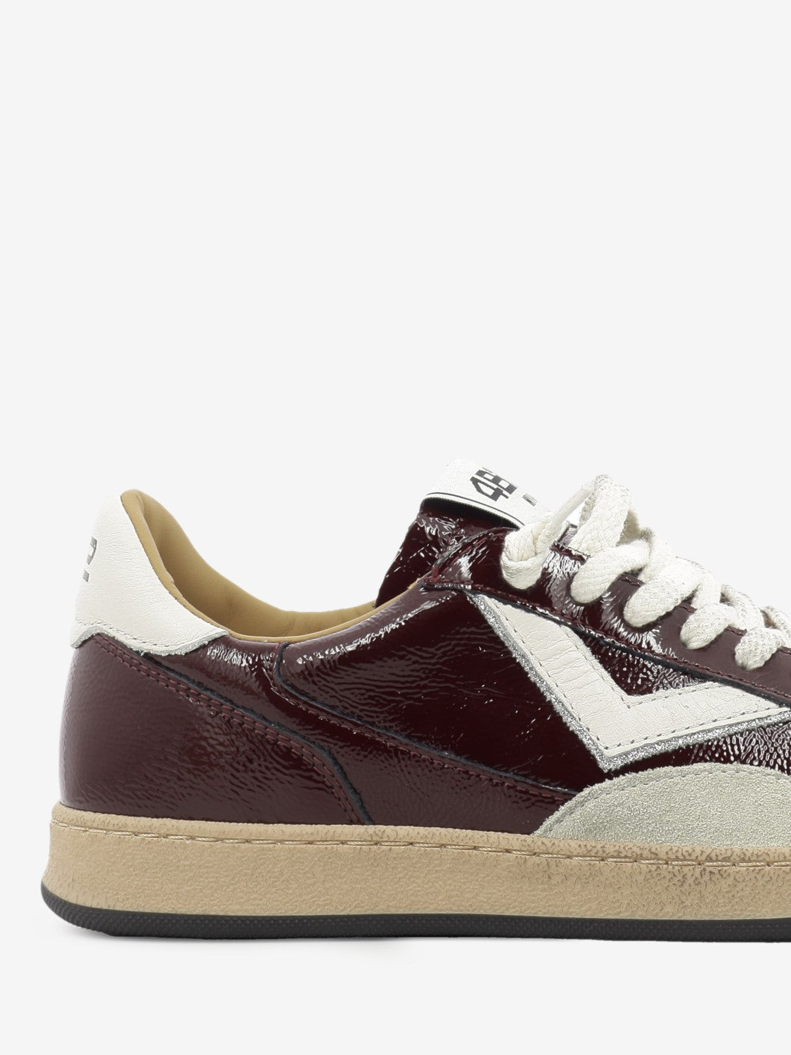 Sneakers naplak PlayNew lipstick