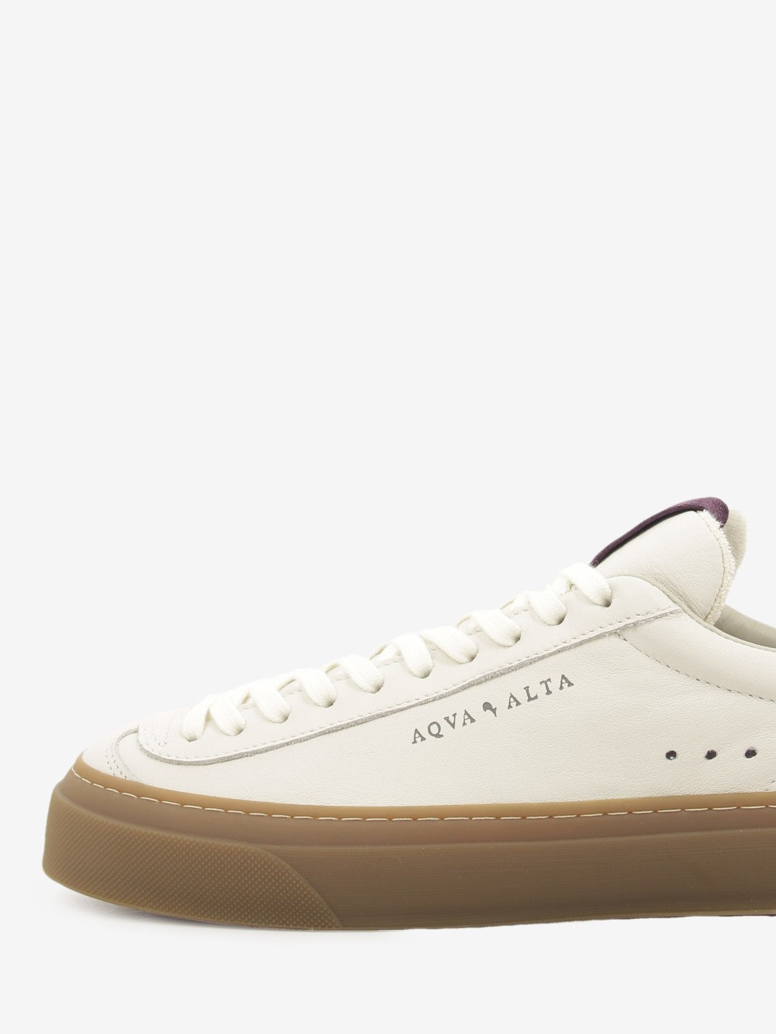 Sneakers Doge milk / prune