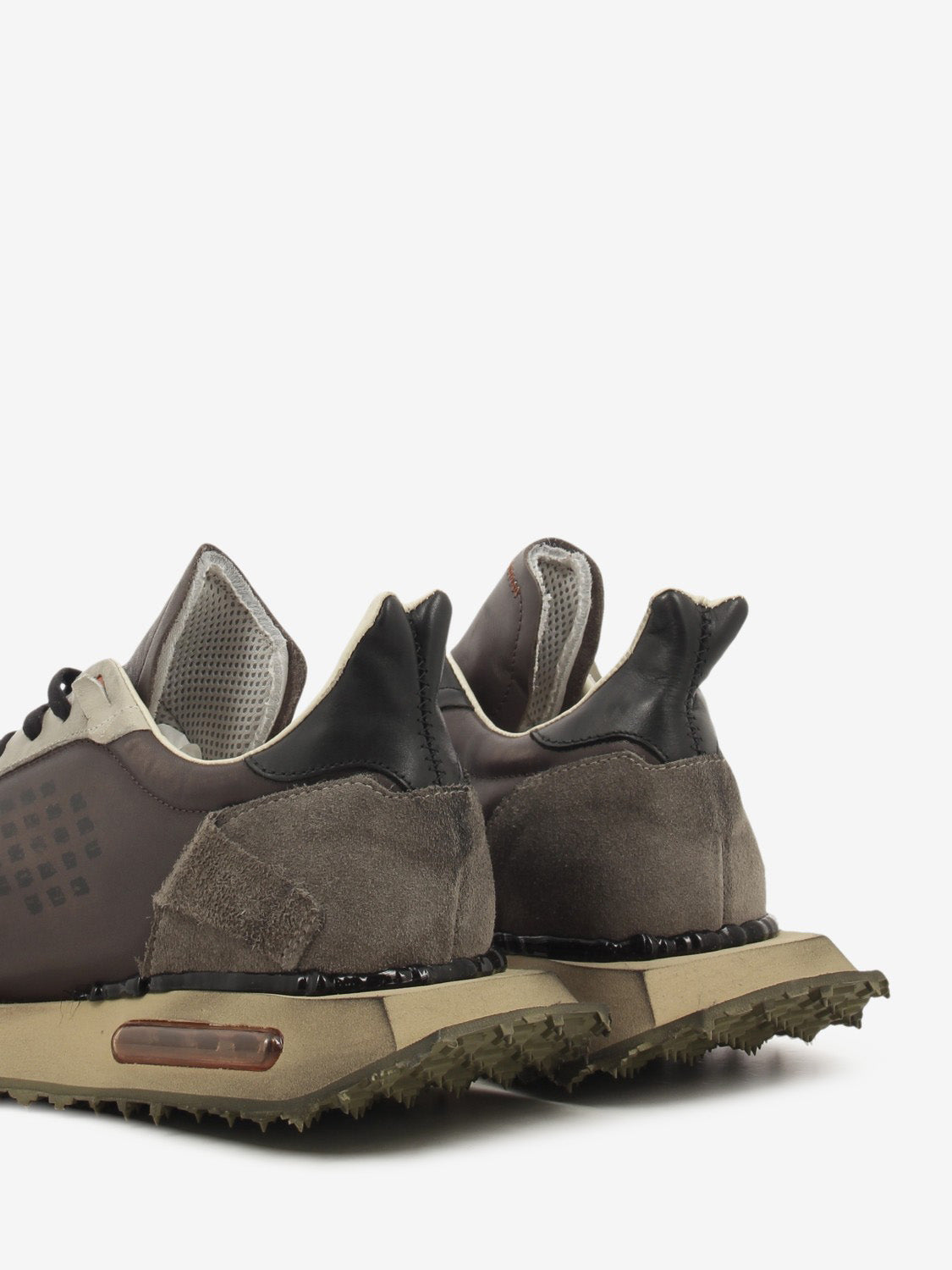 Sneakers Space Race brown