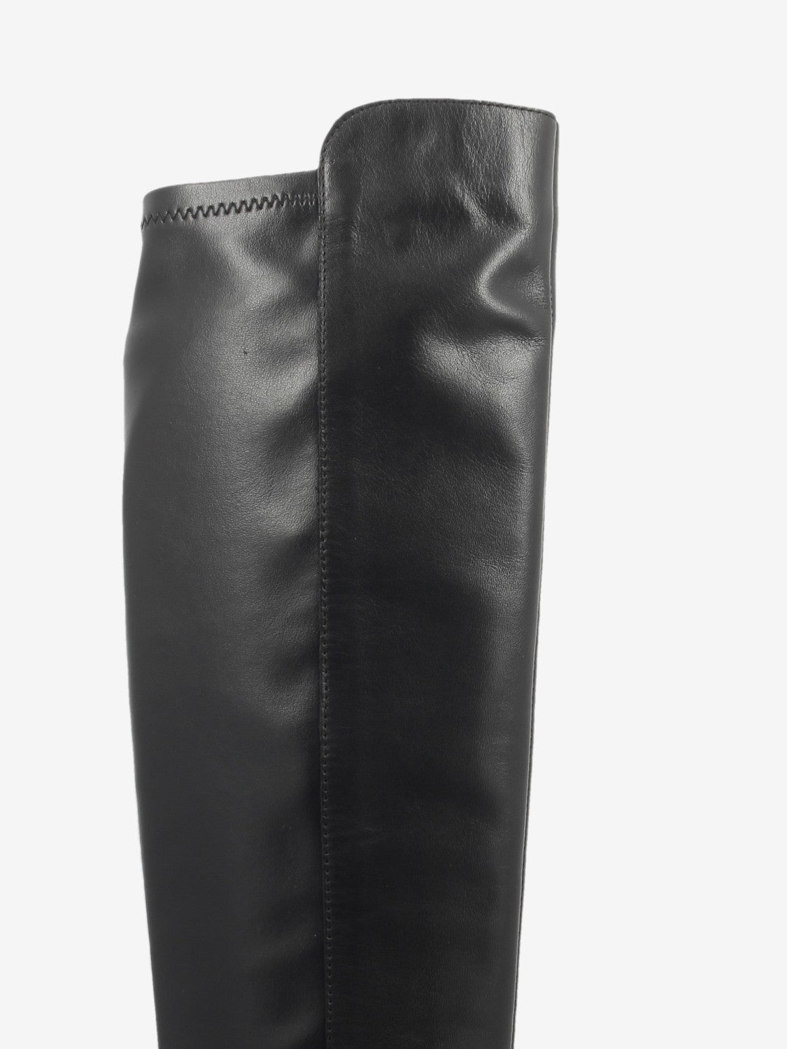 Black leather boots with zip