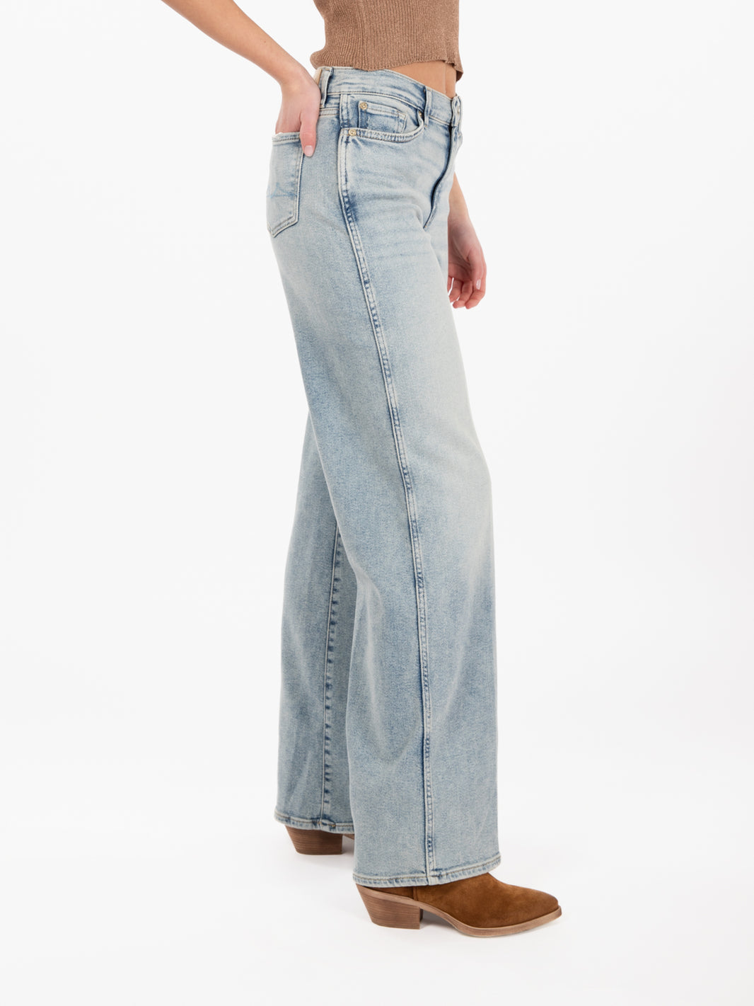 Lotta luxe vintage Sunday light blue