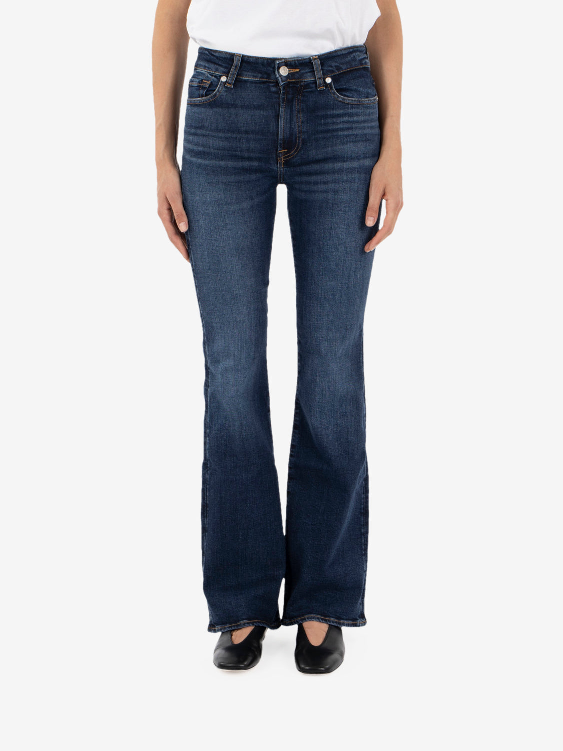 The Leggy Bootcut midnight fade