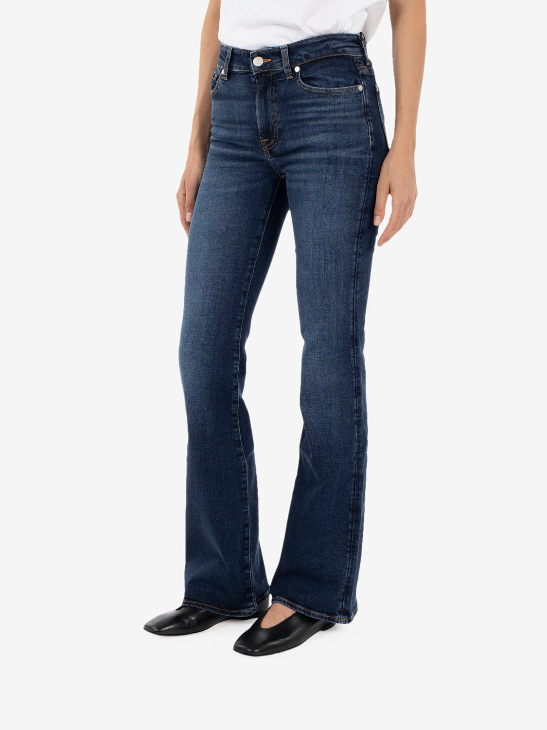 The Leggy Bootcut midnight fade