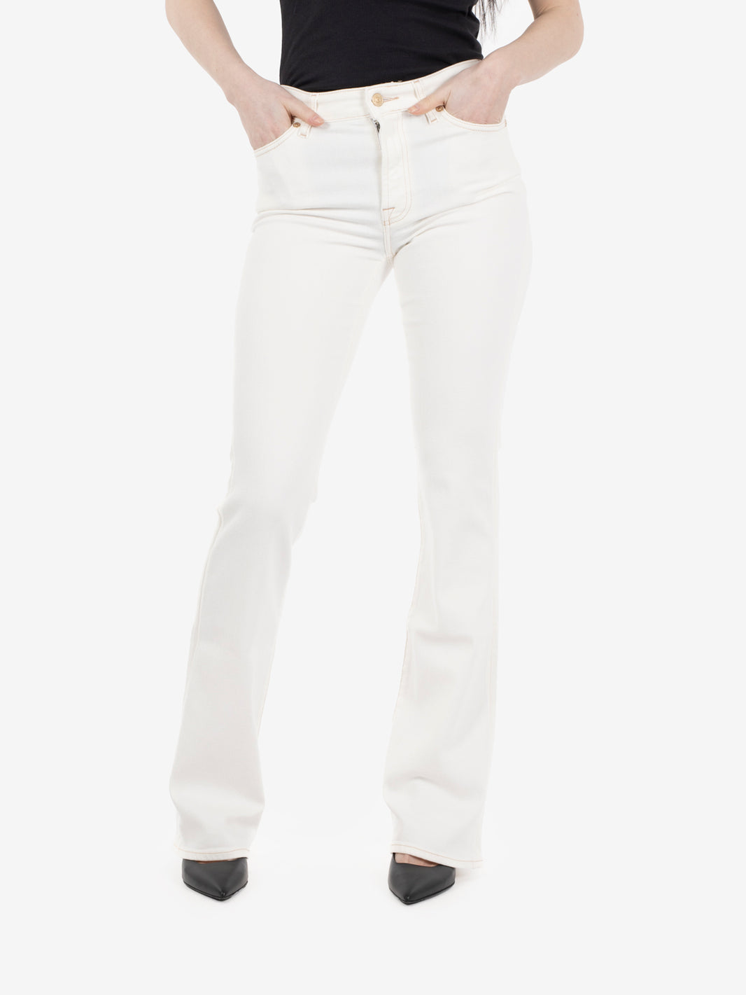 The Leggy bootcut sugar white