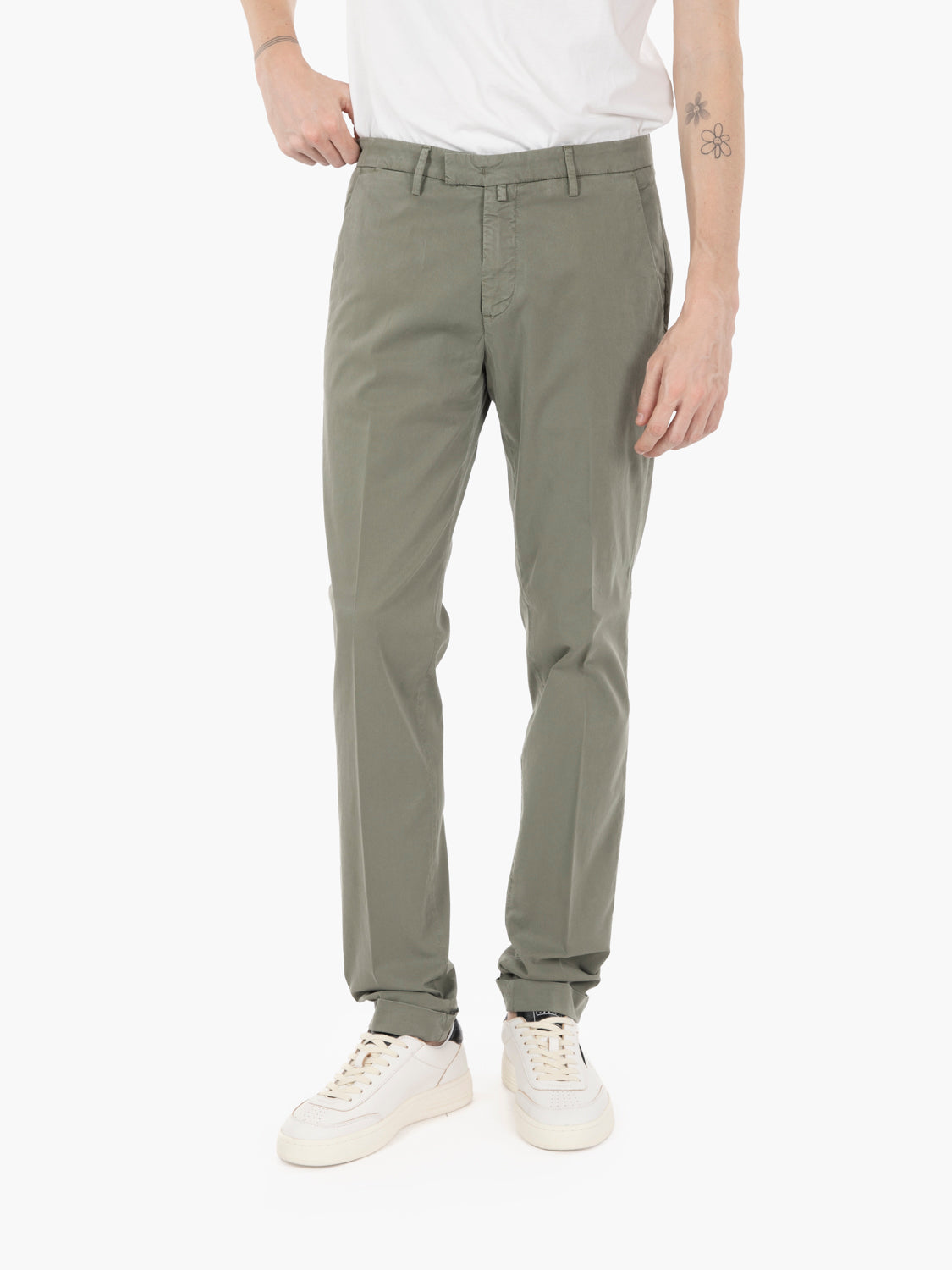 Pantaloni in cotone e tencel militare