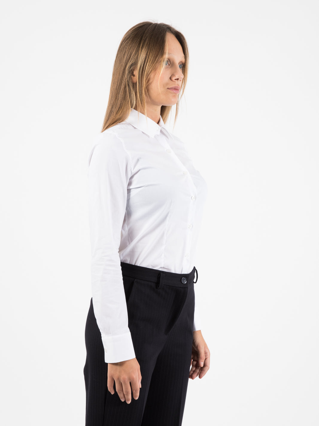 Camicia sfiancata bianca