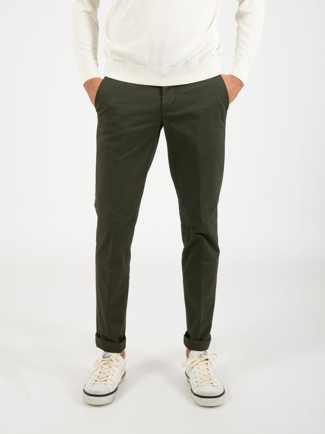 Pantaloni chino in cotone militare