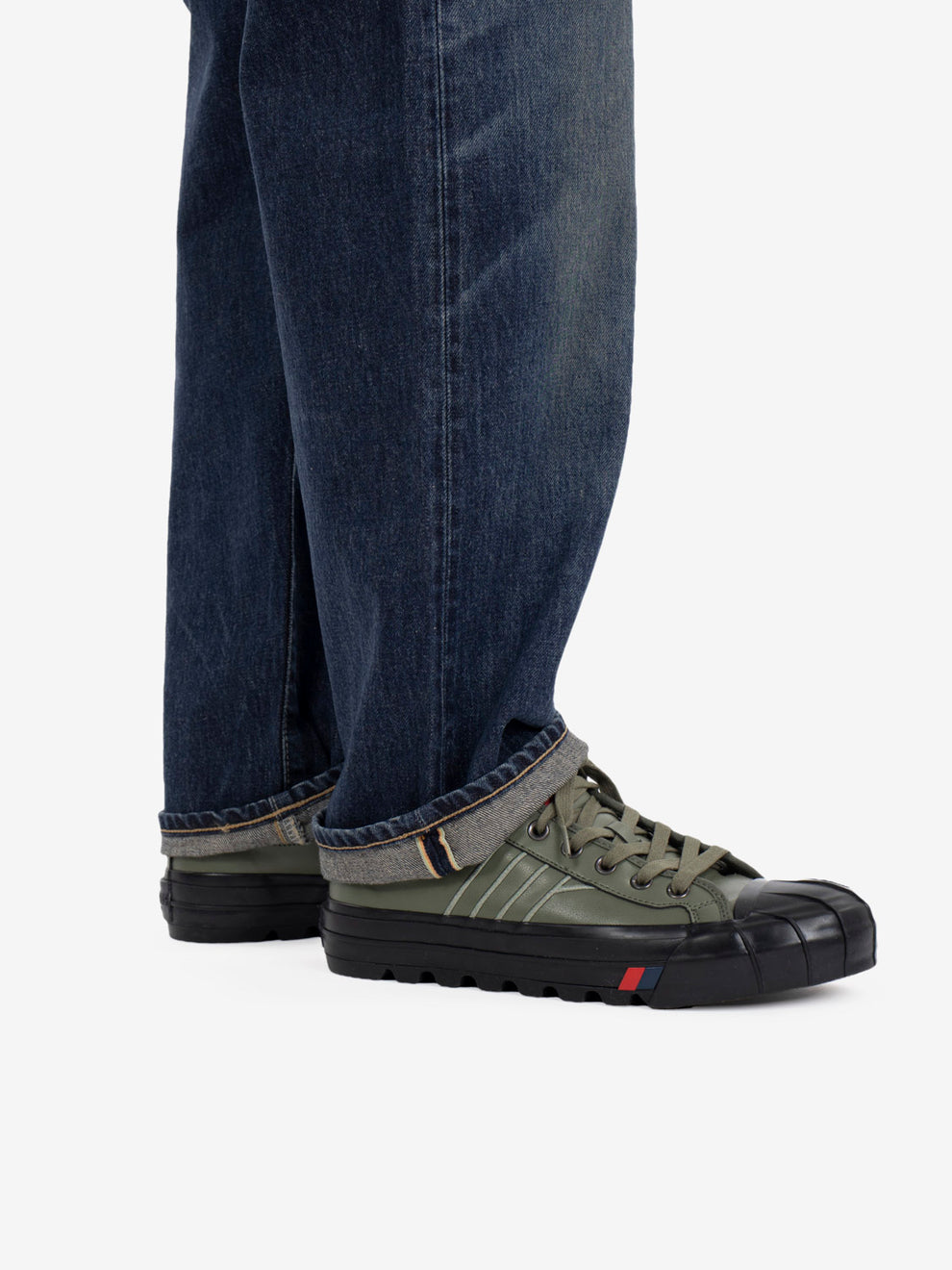 Royal Intrepid military green
