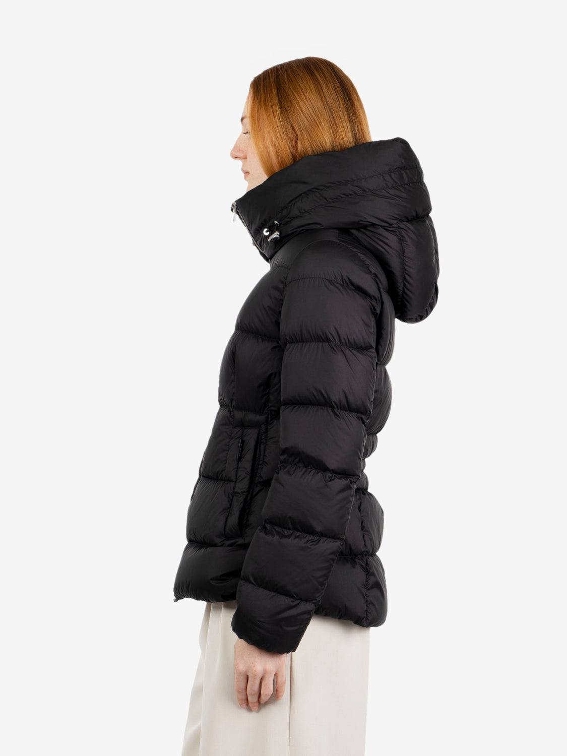 Hooded down jacket cocoon black