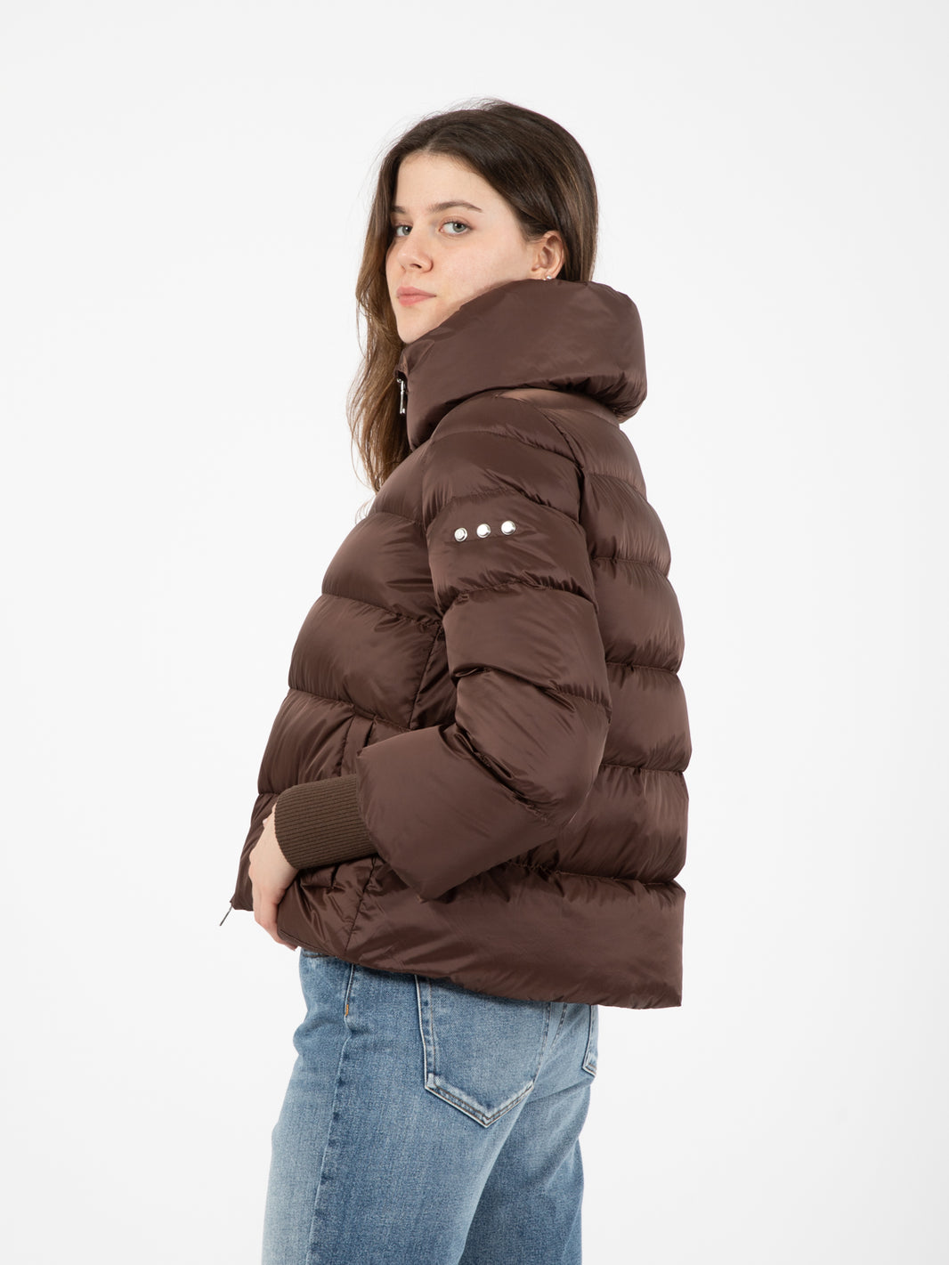 Piumino con polsi staccabili marrone