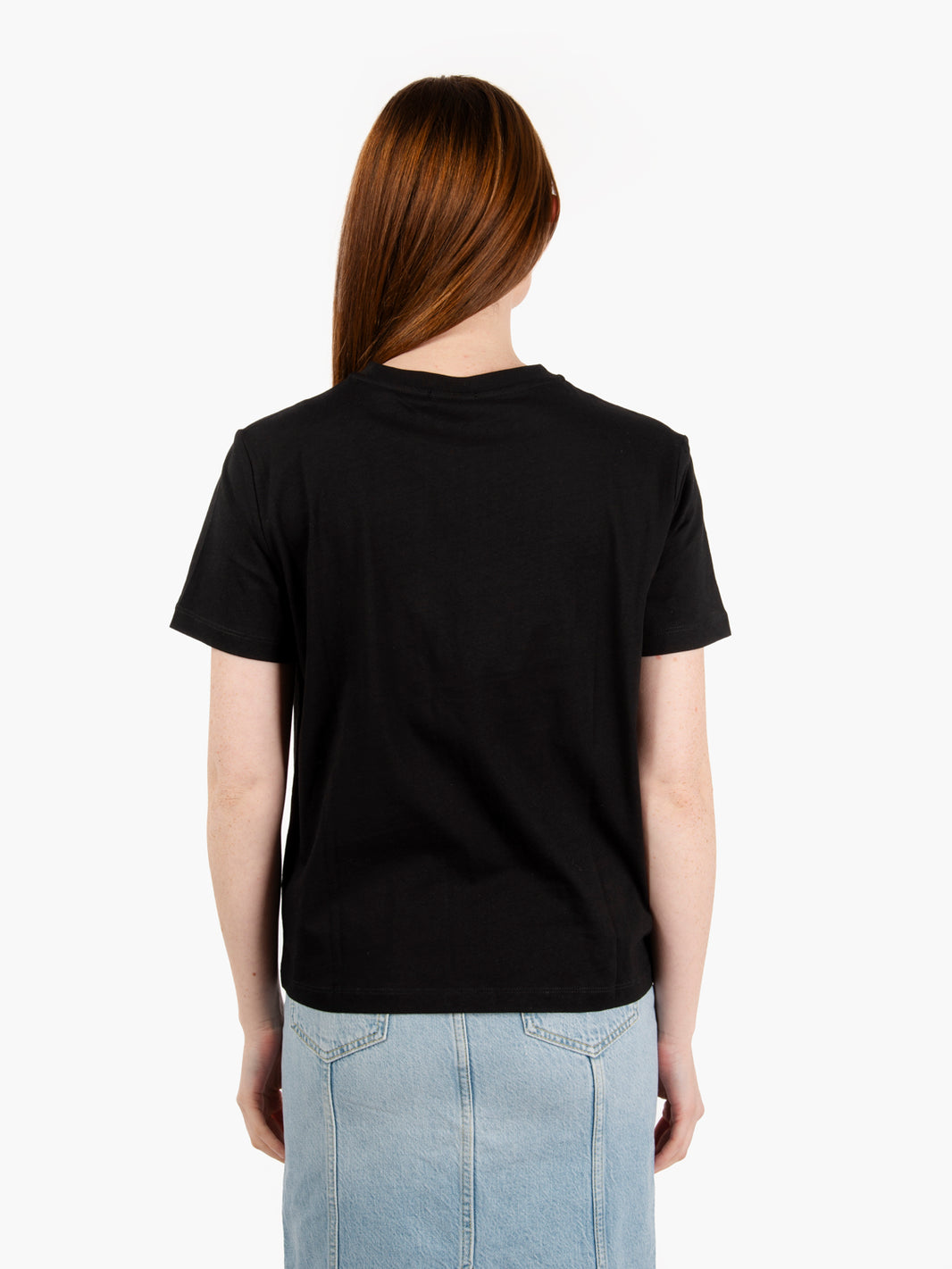 T-shirt con ricamo logo nero