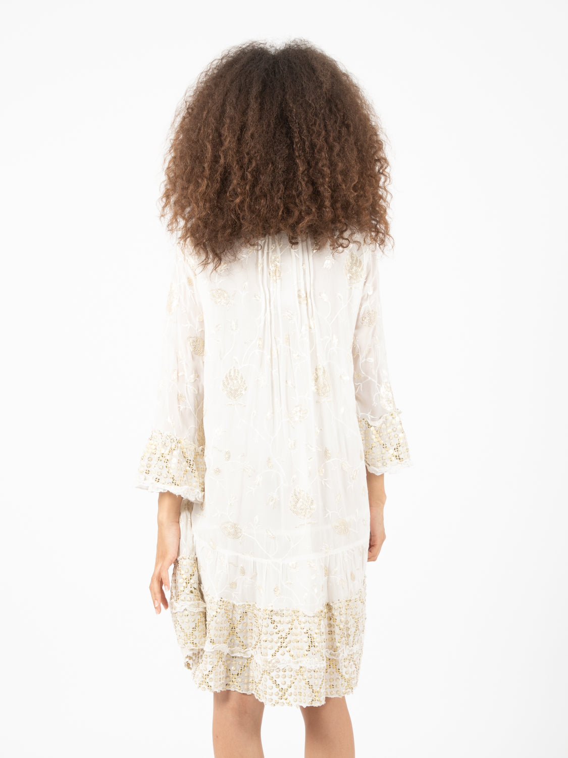 Short viscose dress with white embroidery