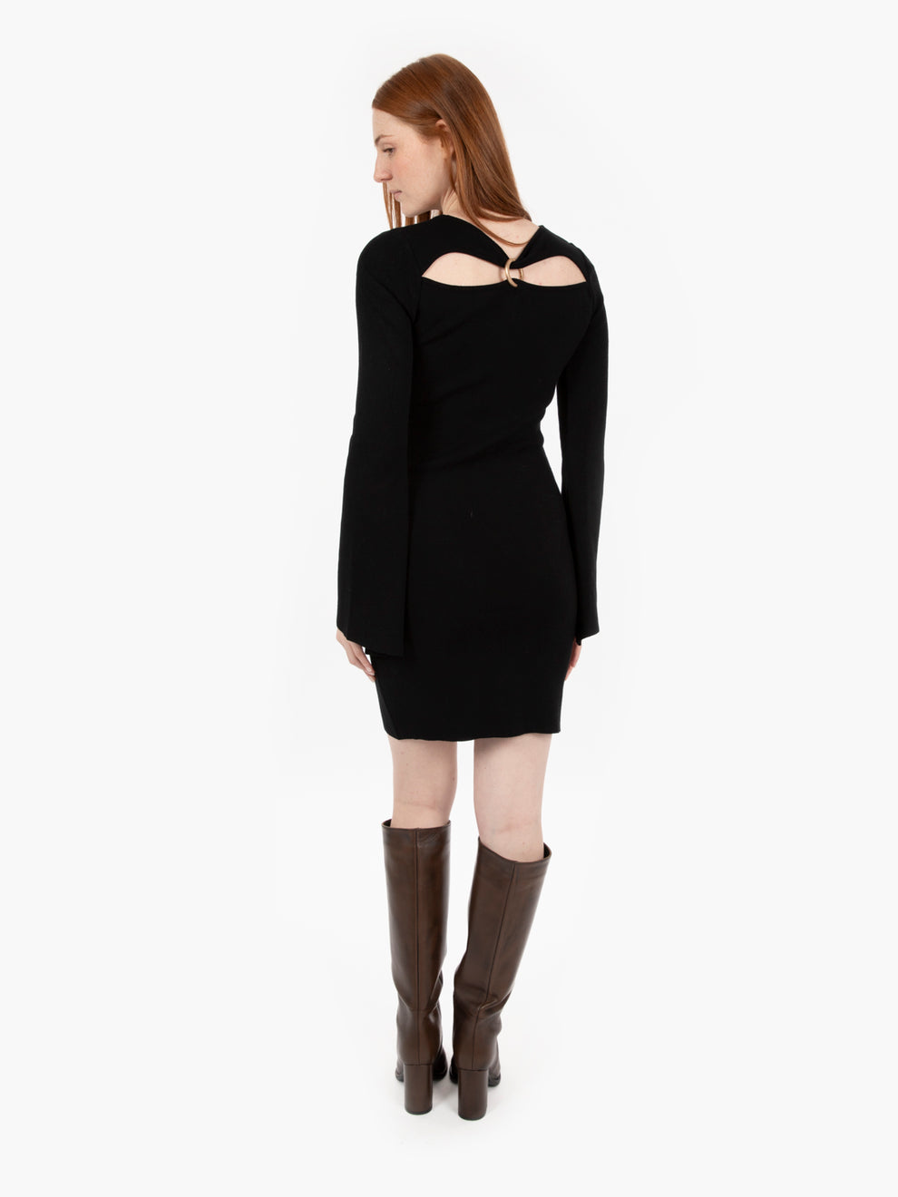 Abito cut out con ring nero