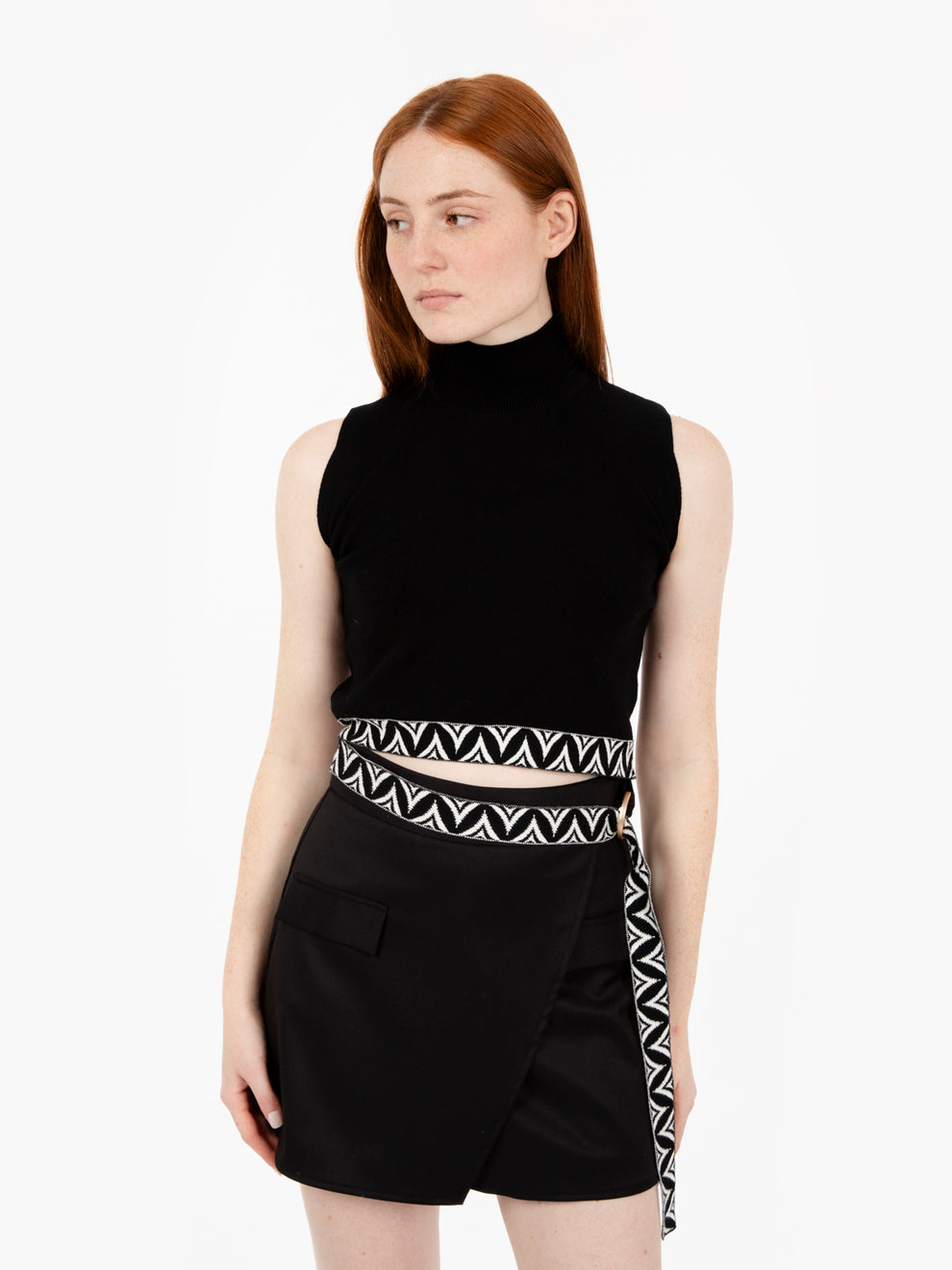 Crop top con jacquard nero