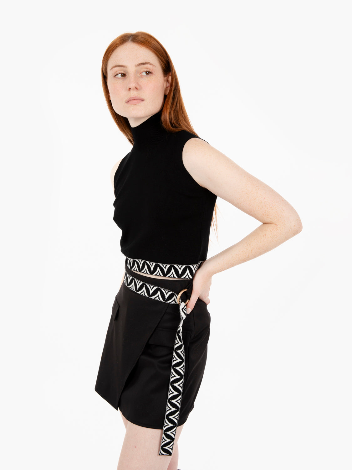 Crop top con jacquard nero