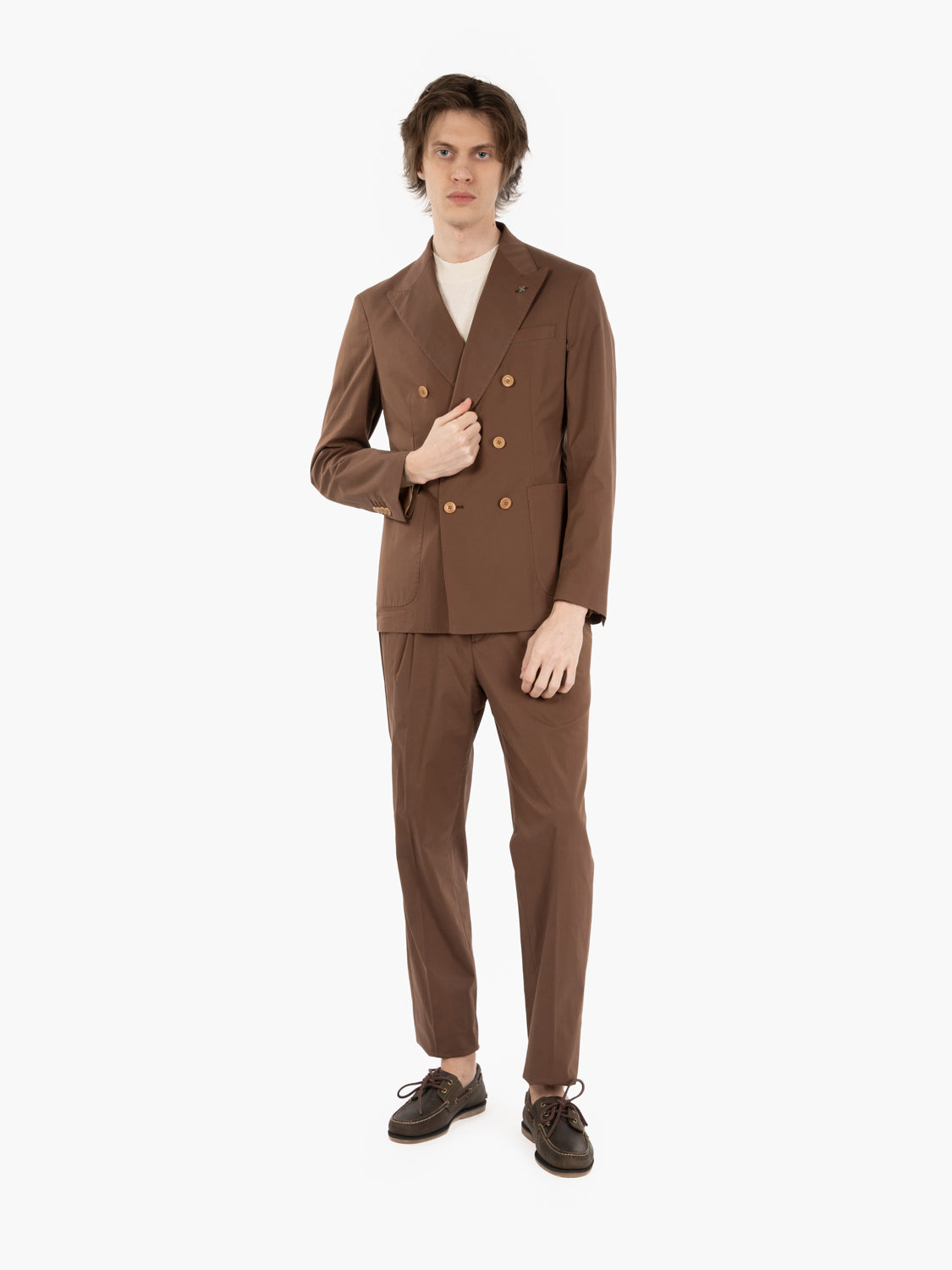 Double-breasted suit in chocolate cotton
