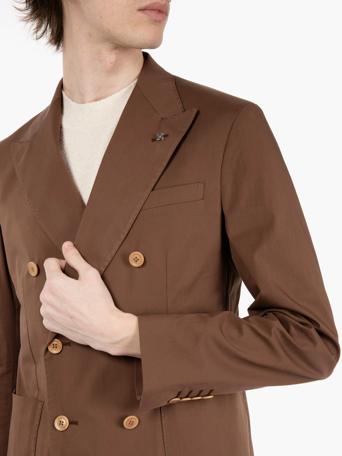 Double-breasted suit in chocolate cotton