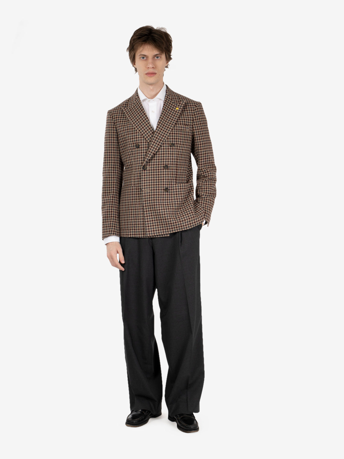 Burgundy houndstooth double-breasted blazer
