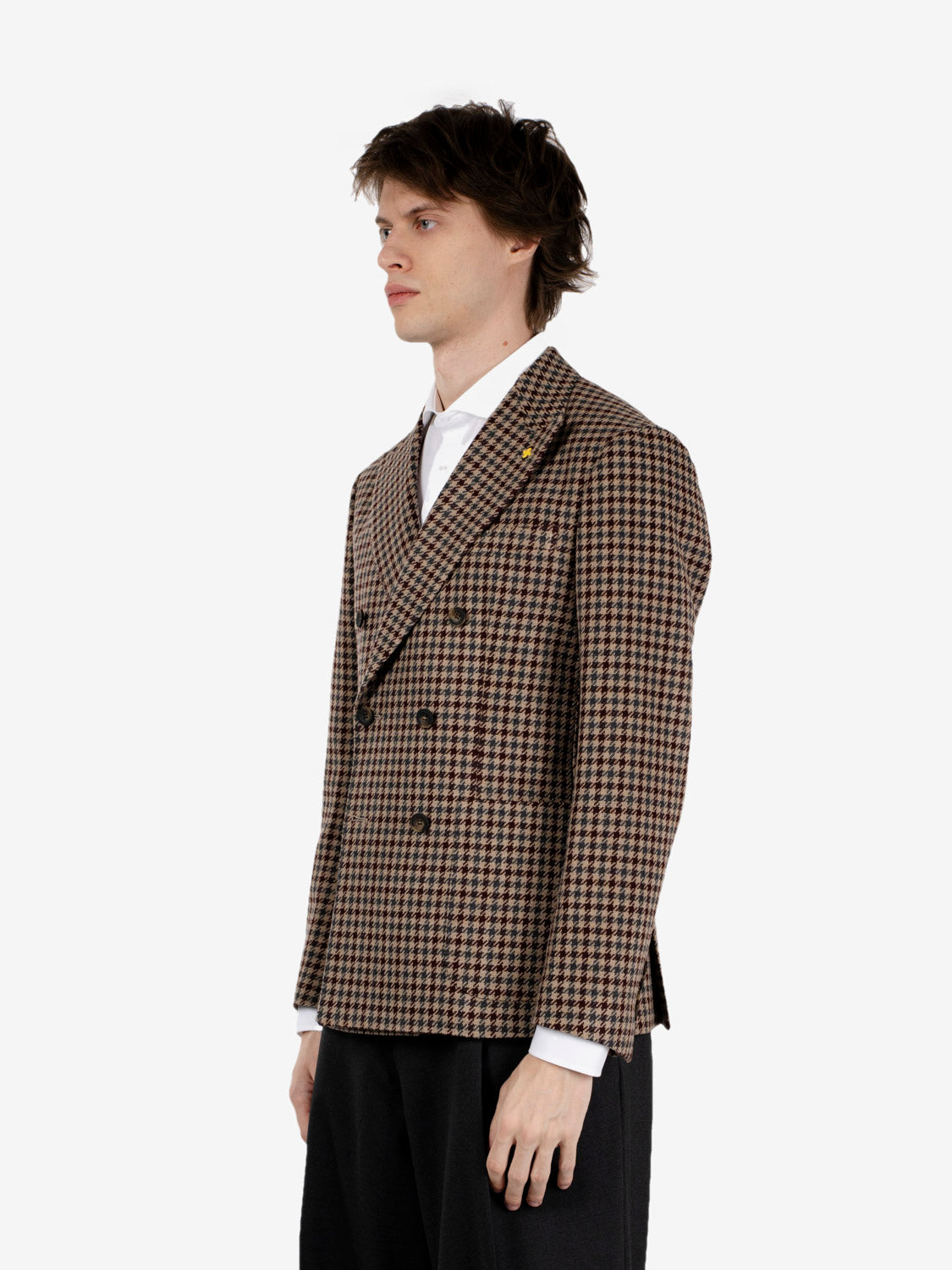 Burgundy houndstooth double-breasted blazer