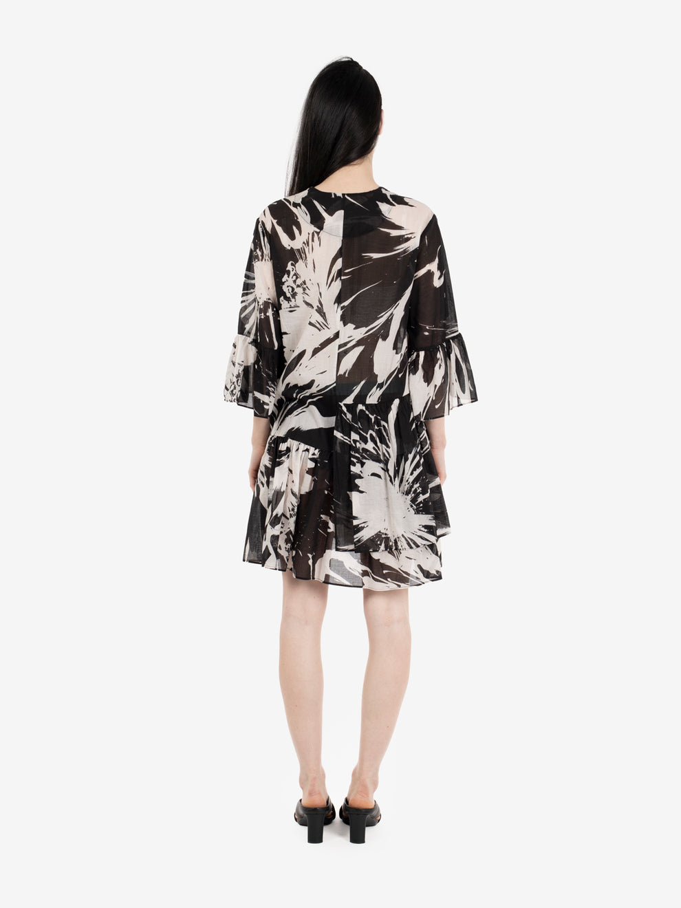 Short black and white floral print dress