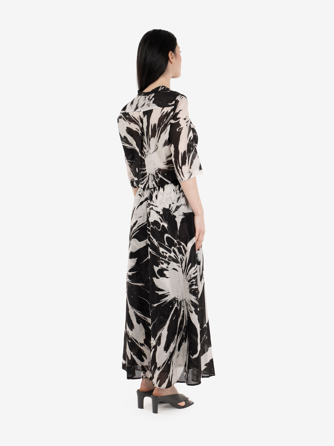 Black / white floral print maxi dress