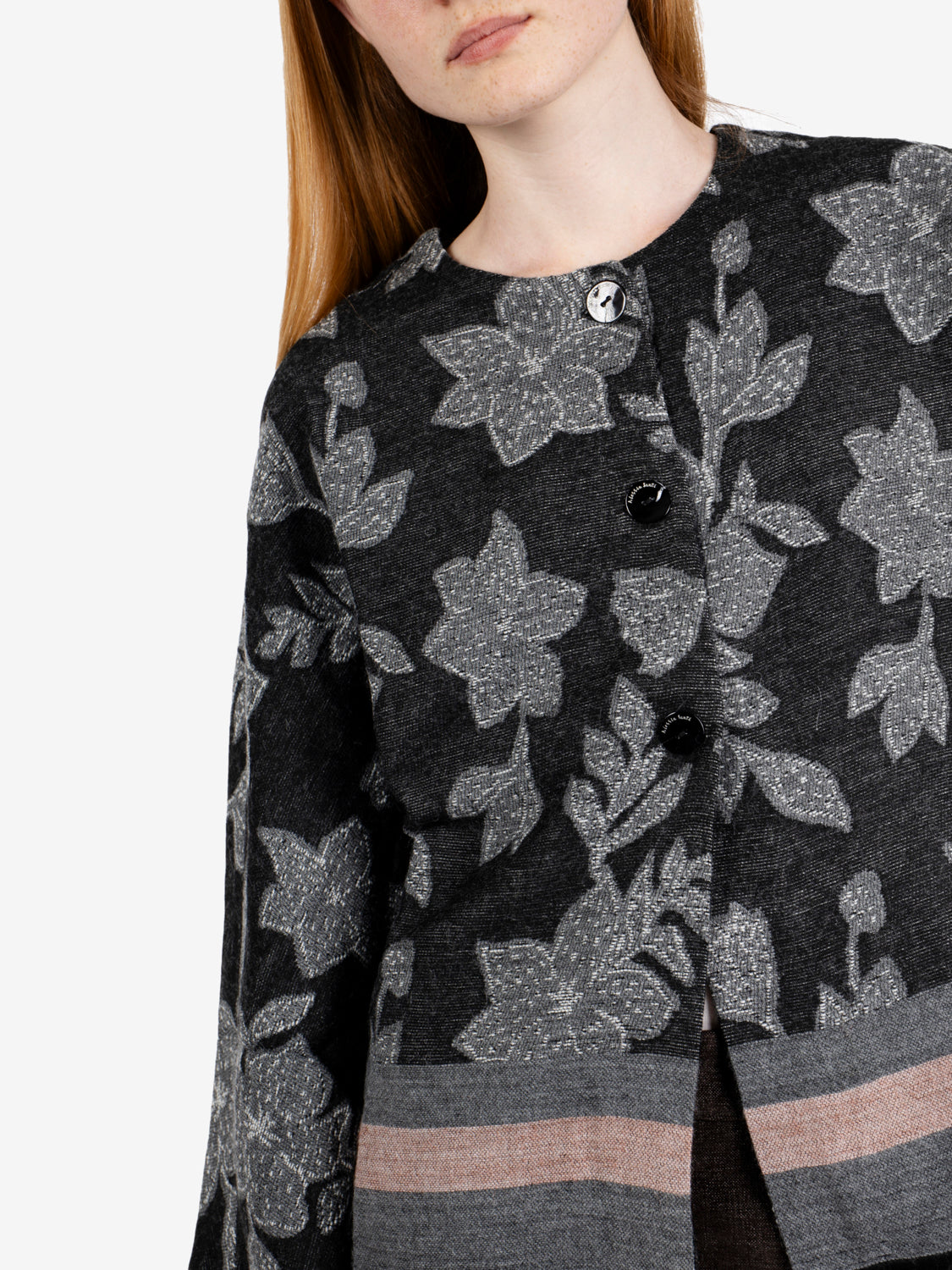 Cardigan floreale jaquard nero / grigio