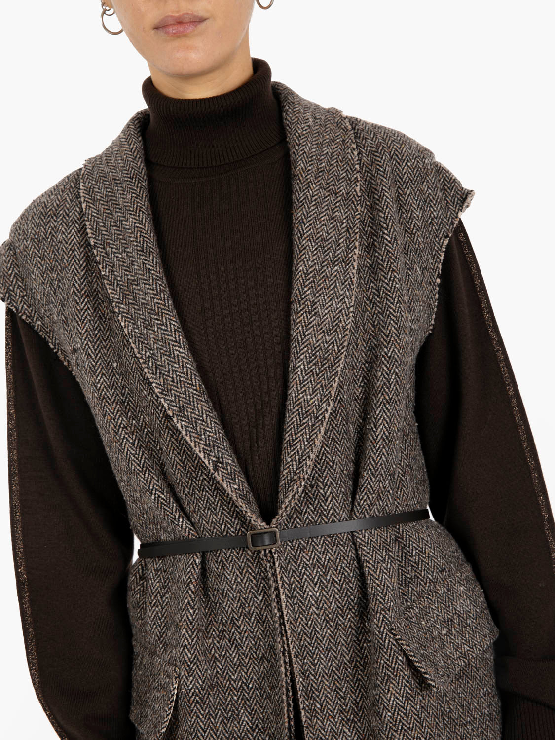 Gilet lungo con cintura marrone