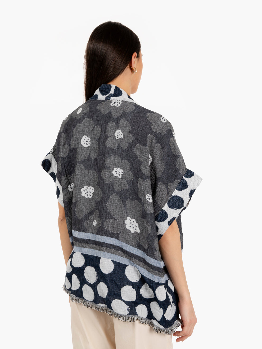 Kimono fantasia floreale grigio