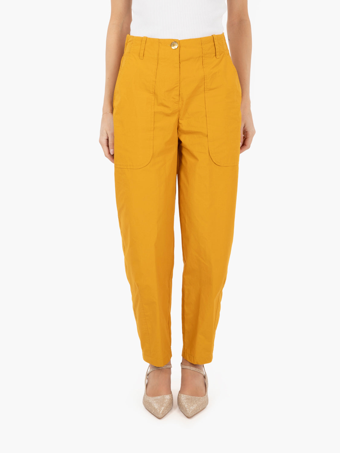 Pantaloni carrot fit senape