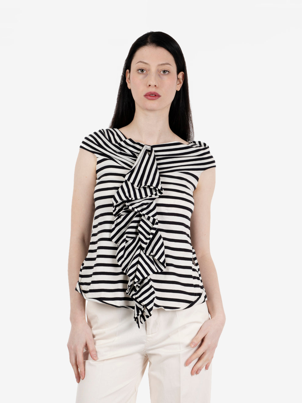 T-shirt a righe con rouches ecrù / nero