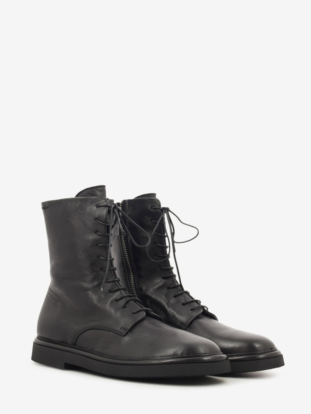 Anfibio in nappa con zip nero