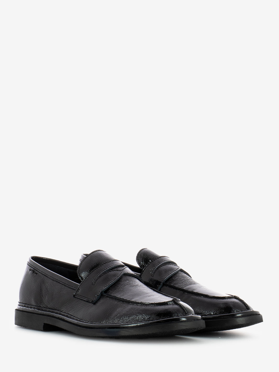 Mocassini vernice in pelle nero