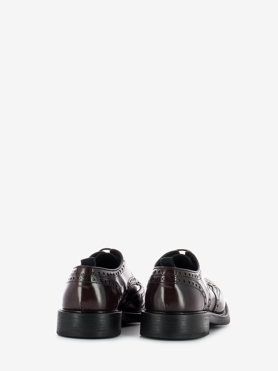 Scarpa derby con brogues amaranto