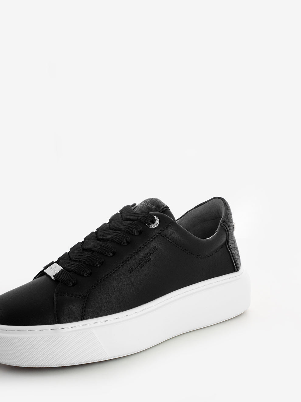 London High W black