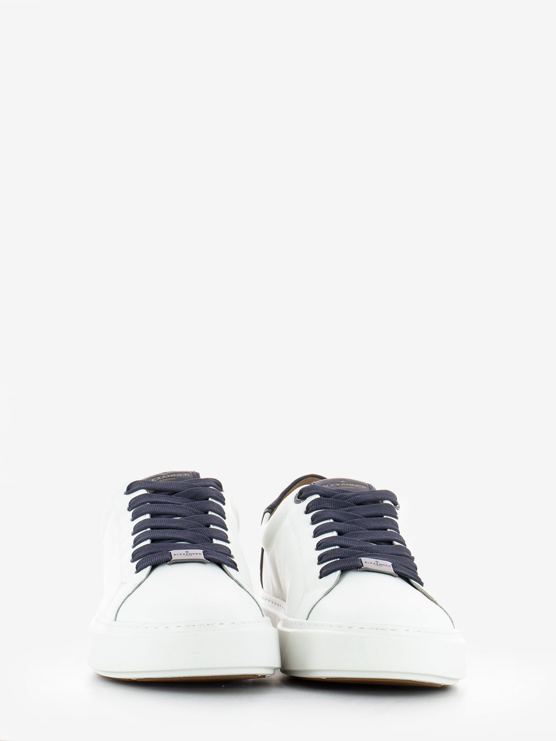 London M white / blue