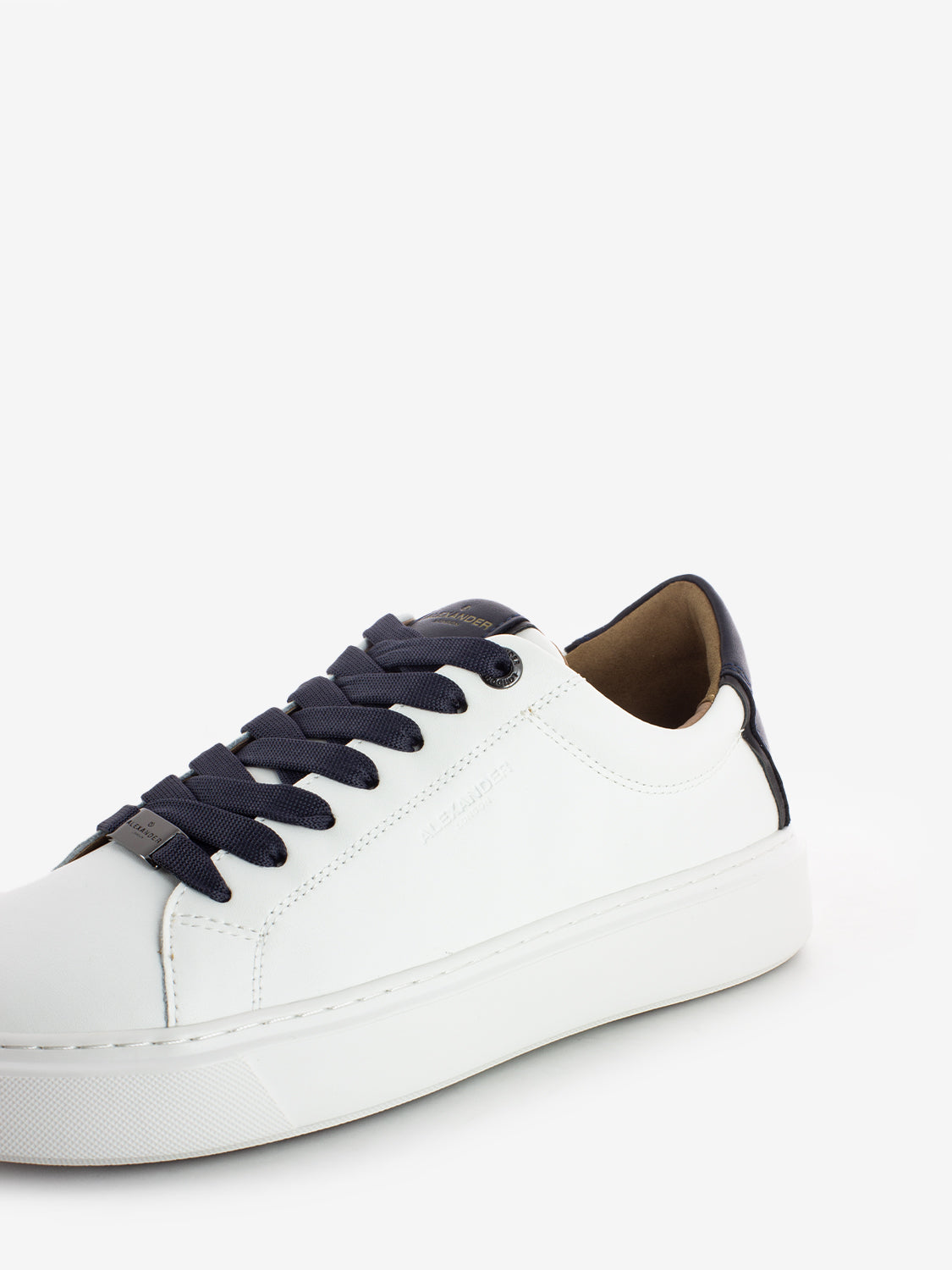 London M white / blue