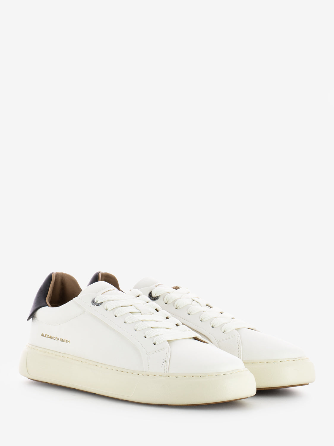 Soho Man white / black