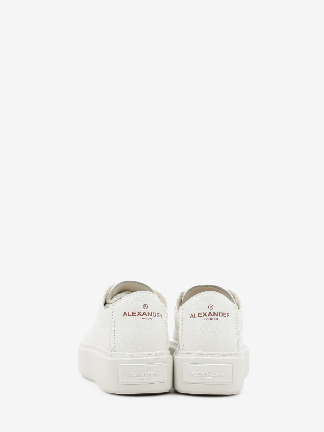 Sneaker London deconstructed total white